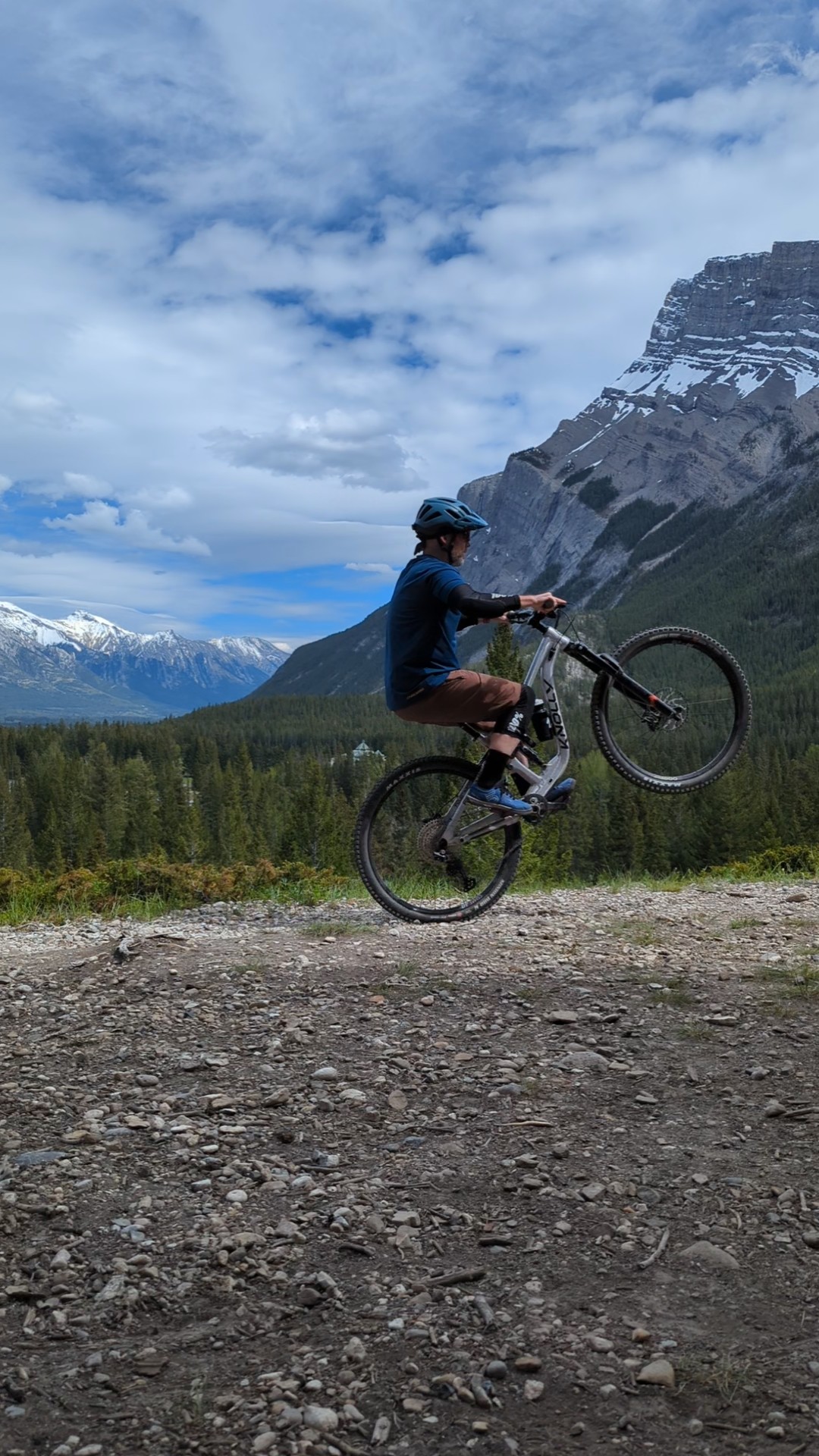 Mountain Bike Headstand